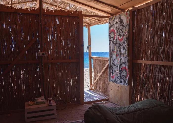 Eden Camp Abu Galum Orman Evi Dahab